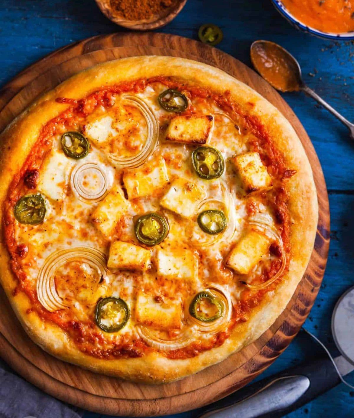 Tandoori Paneer Pizza